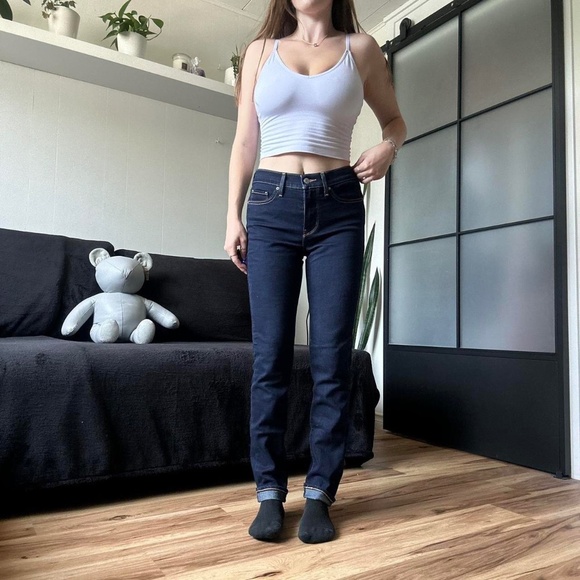 Levis Navy Dark Wash Skinny jeans - Picture 5 of 6